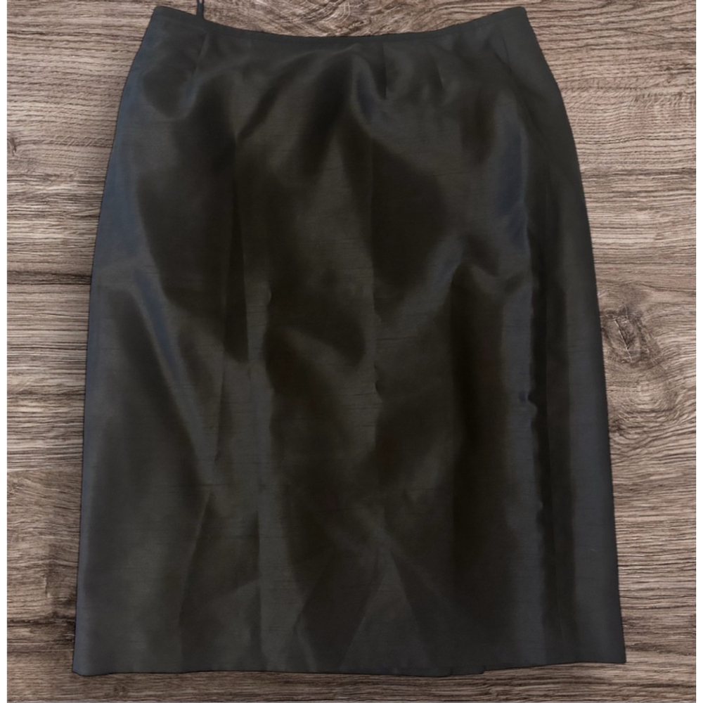 Le Suit Black Skirt Women's Size 10